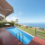 Casa *
